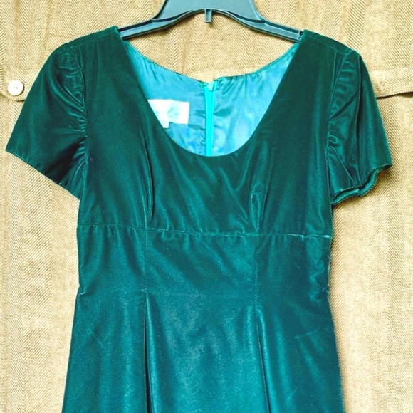 Vintage Sante Fe Dark Hunter Green Velvet Dress - Picture 1 of 6